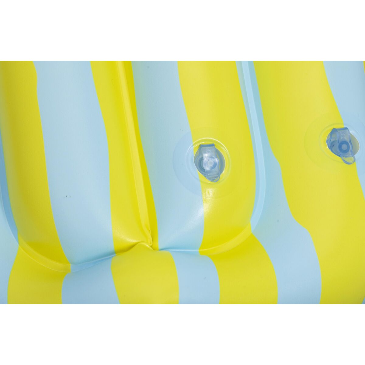 V2H2DFCDF54553BBD976D1316A374D7897CR7728616P2